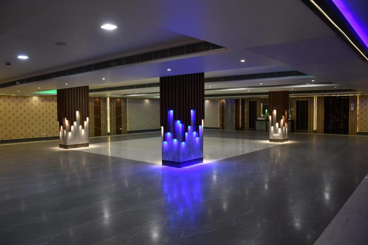 Goddā Hotel Abj Grand מראה חיצוני תמונה